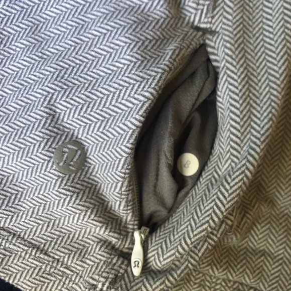 Lululemon Rulu running top VGUC size 8 - Picture 3 of 3